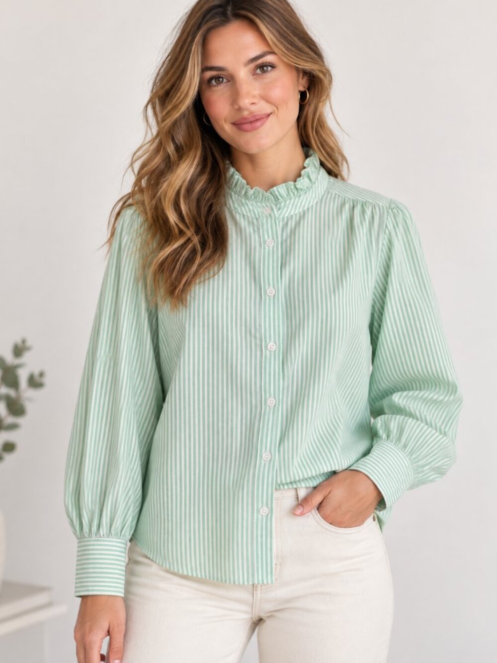 Petite Mendigote Tabatha Mint Green Striped Ruffle Collar Blouse Size M